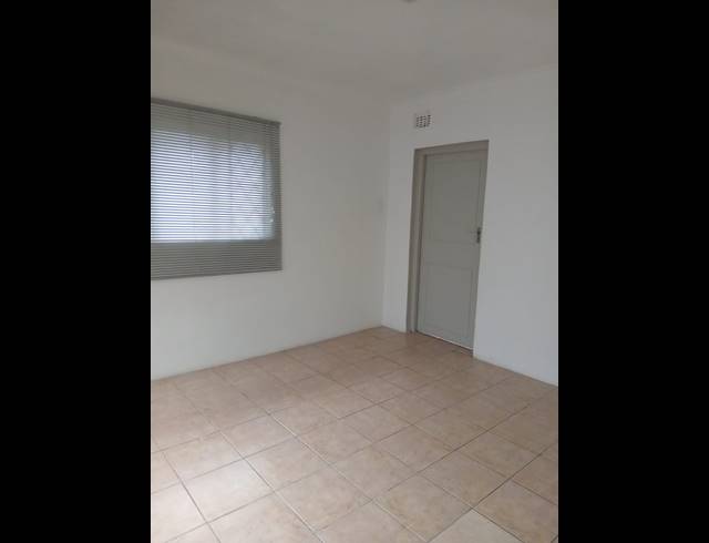 1 BEDROOM ROOM TO LET IN RESERVOIR HILLS